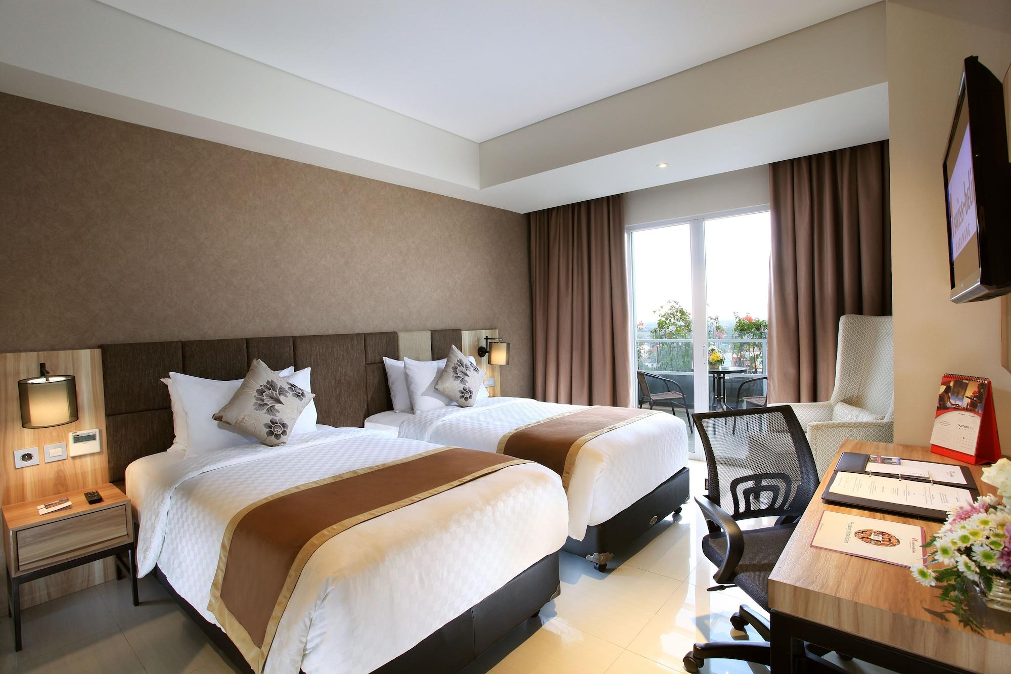 Swiss-Belinn Karawang Εξωτερικό φωτογραφία