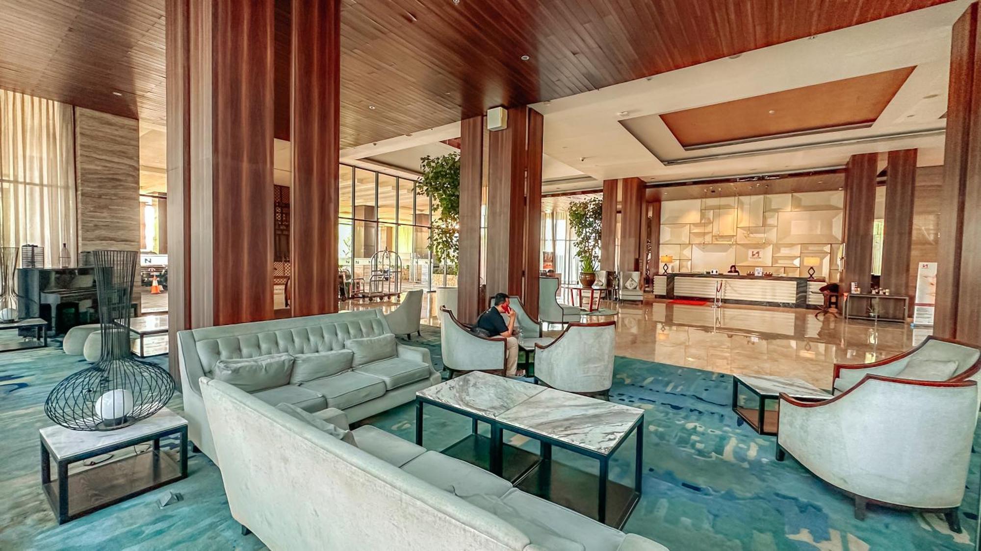 Swiss-Belinn Karawang Εξωτερικό φωτογραφία