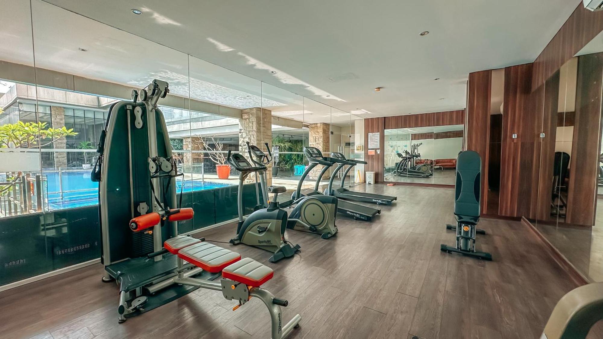 Swiss-Belinn Karawang Εξωτερικό φωτογραφία