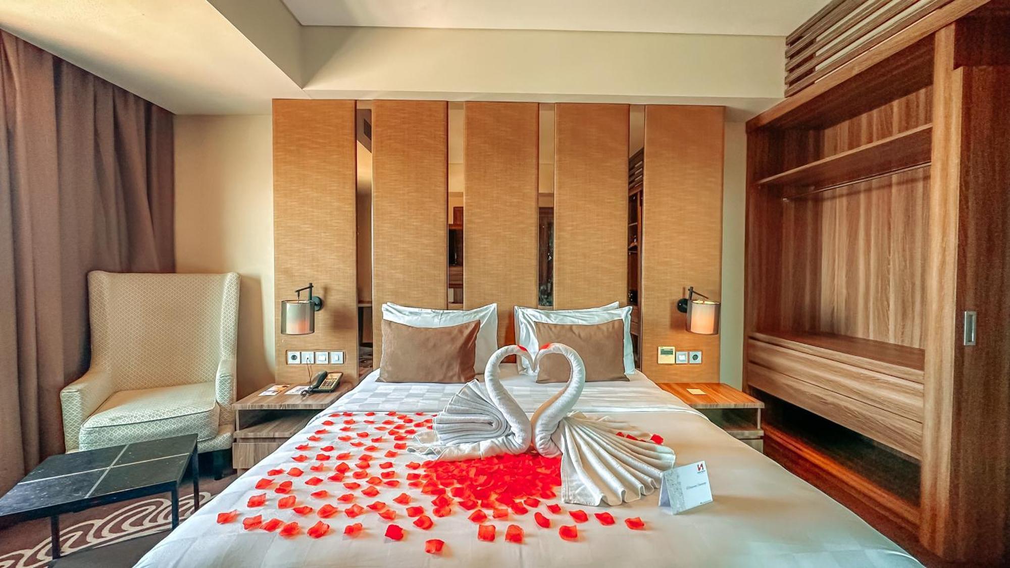 Swiss-Belinn Karawang Εξωτερικό φωτογραφία