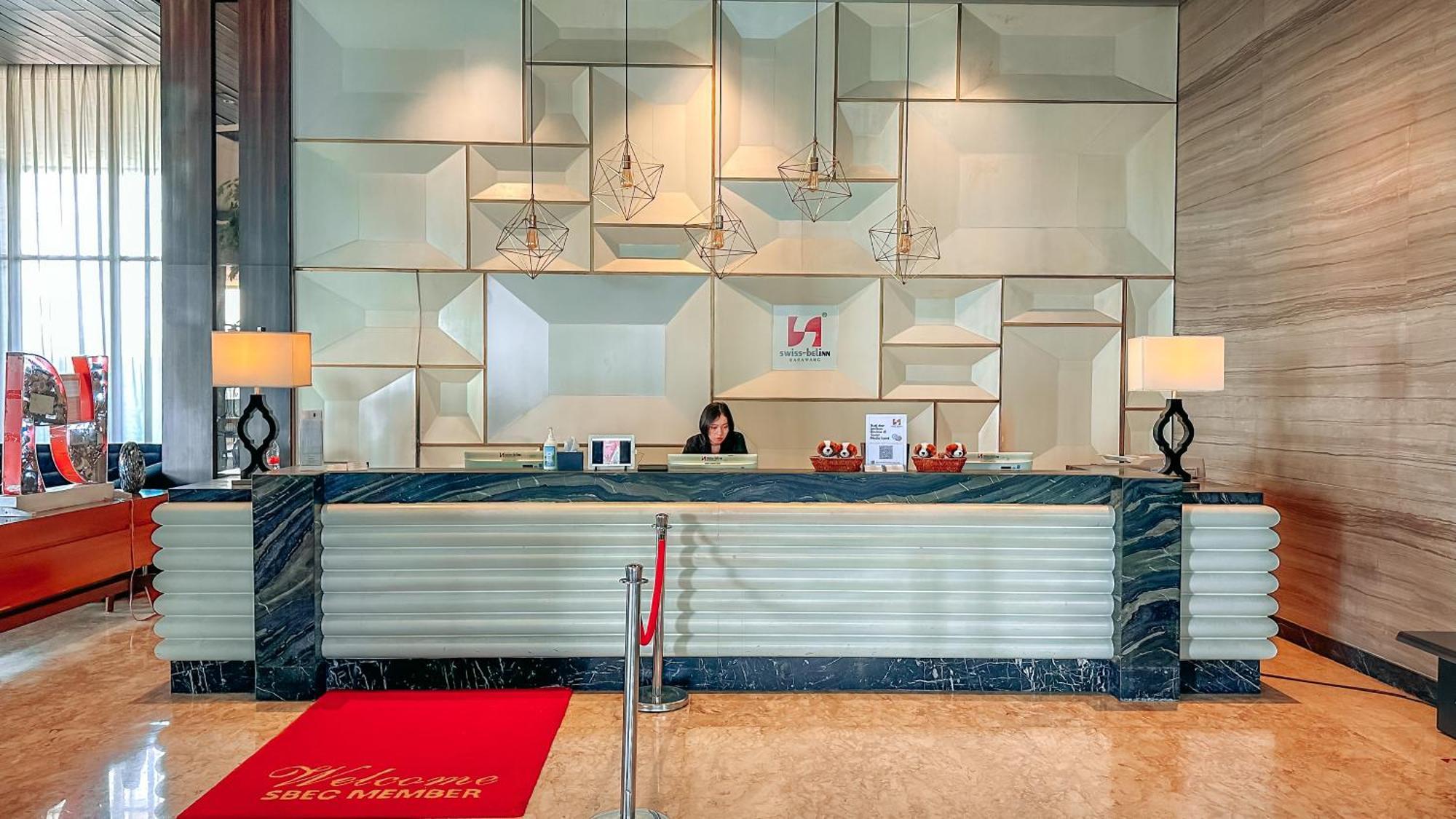 Swiss-Belinn Karawang Εξωτερικό φωτογραφία