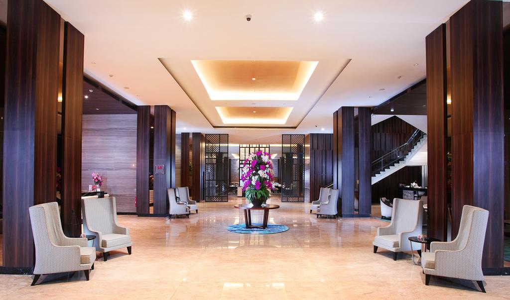 Swiss-Belinn Karawang Εξωτερικό φωτογραφία