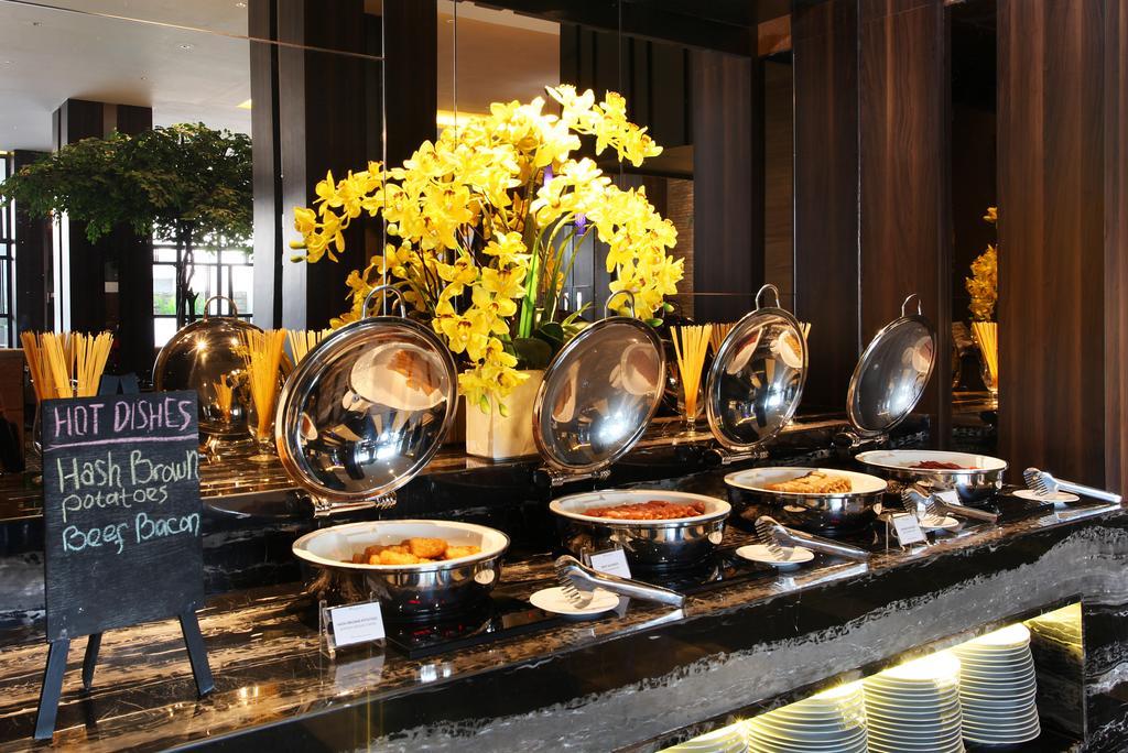 Swiss-Belinn Karawang Εξωτερικό φωτογραφία