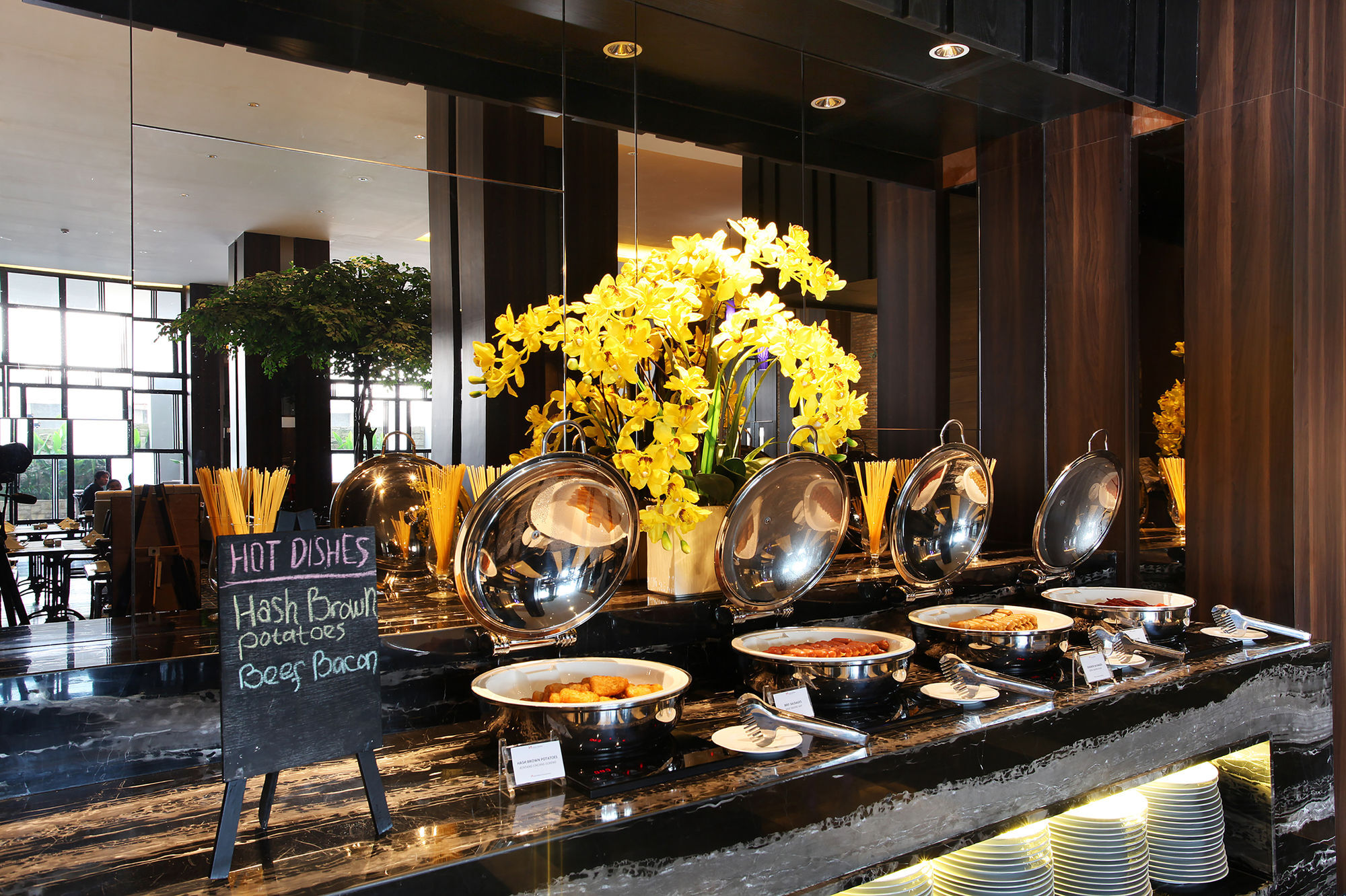 Swiss-Belinn Karawang Εξωτερικό φωτογραφία